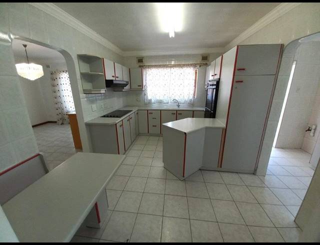 3 BEDROOM HOUSE SOLD IN WYEBANK